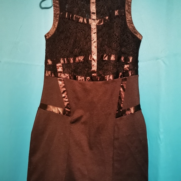 The little black dress - Picture 5 of 5